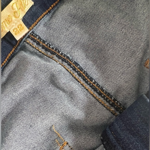 Home Folk Distressed Women's Dark Wash Blue Flare Jeans - Picture 14 of 14